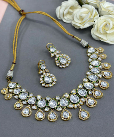 Golden Kundan Jadau Necklace with Earrings