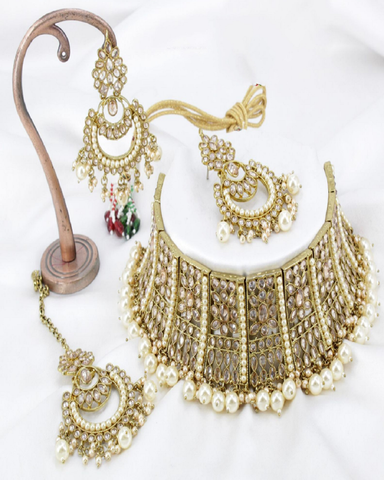 Charming Golden Color Premium Quality Reverse AD Stone with Mehndi Polished Bridal Necklace and Jhumka