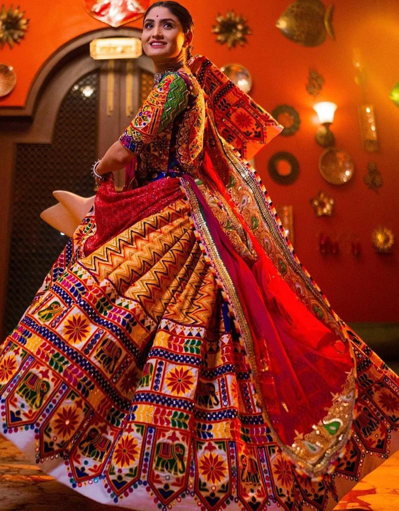 Designer Bridal Red Wedding Lehenga in Zardozi Hand Work - Rana's by  Kshitija | Red wedding lehenga, Wedding lehenga, Rajasthani bride