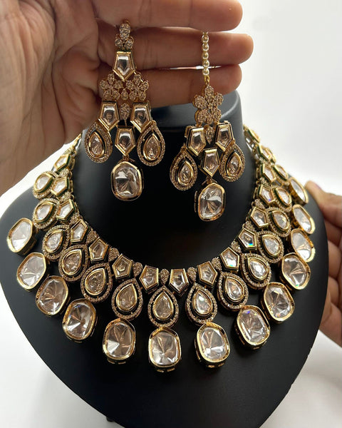 Golden/White Kundan Jadau Necklace with Earrings