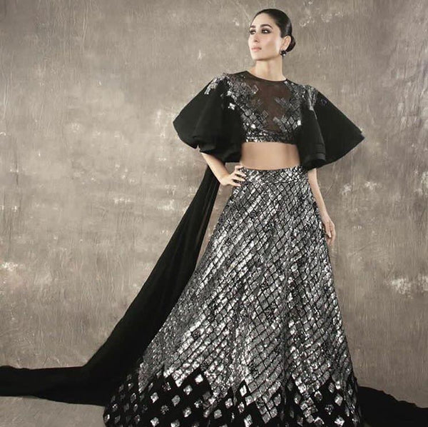 Kareena Kapoor Totally Rocked A Silver And Black Lehenga 