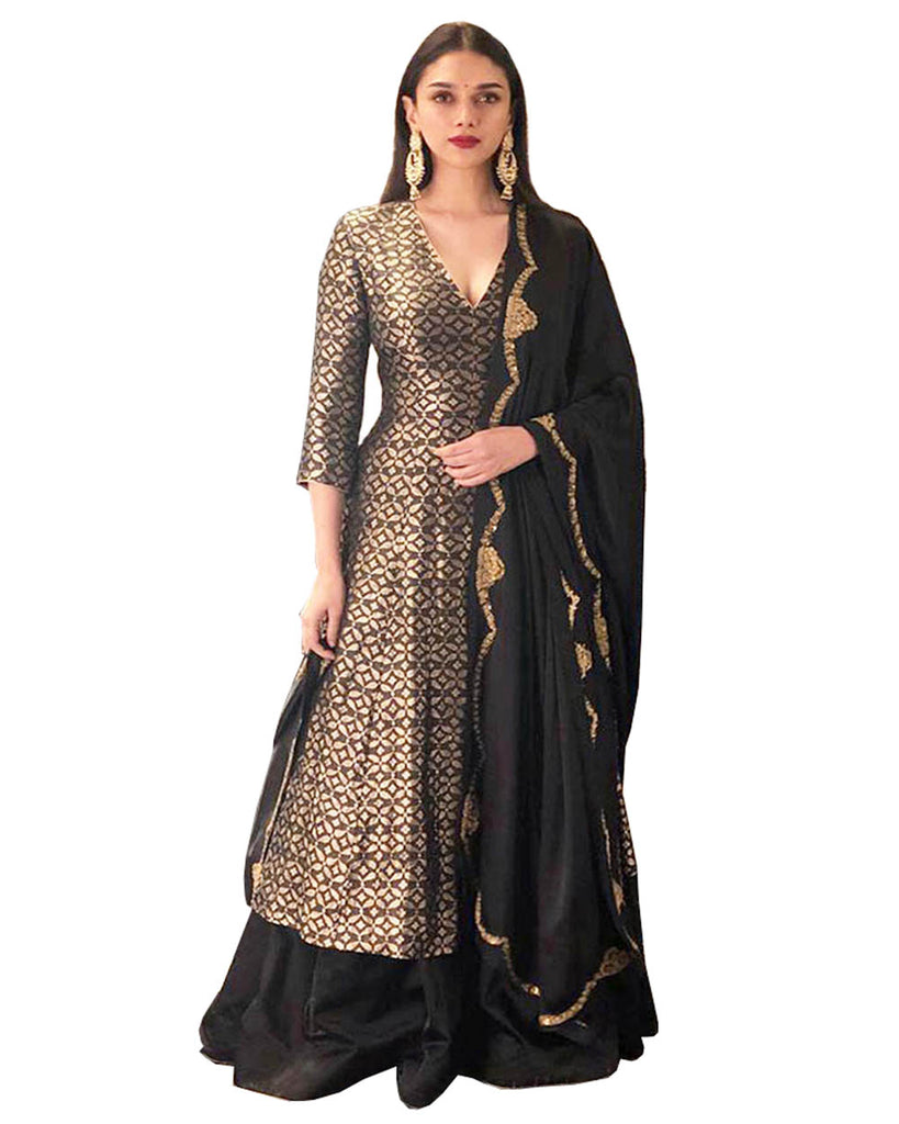 Pakistani Banarsi Sharara Suit Flared Banarsi Silk Brocade Kurta