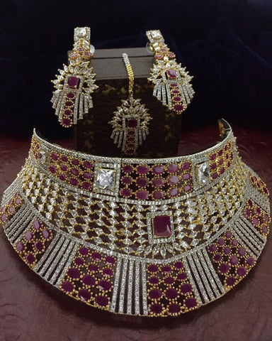 Gold Finished Crystal Stone Choker Set