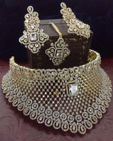 Gold Finished Crystal Stone Choker Set