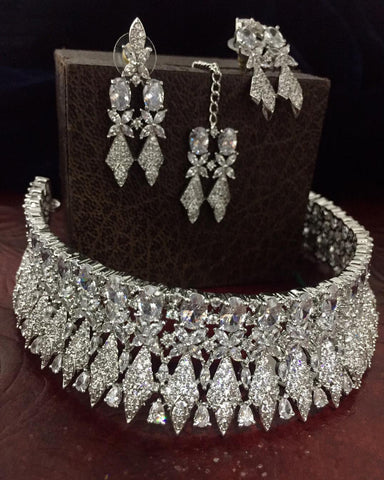 Sliver Finished Crystal Stone Choker Set