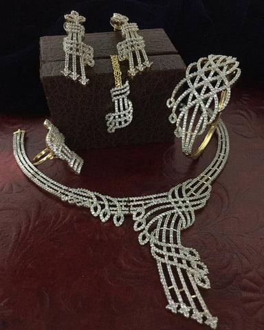Gold Finished Crystal Stone Choker Set