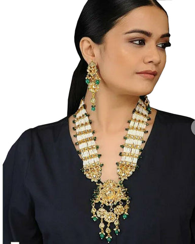 Green Kundan Gold Tone Pearl Beaded Necklace with Earrings