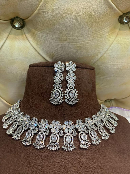 Beautiful Lustrous White Color Bridal Jewellery