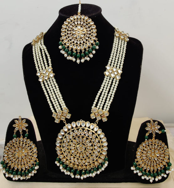Royal Kundan Rani Haar with Beautiful Big Size Earrings and Tika Set along with Extra Green Color Beads