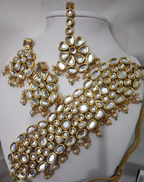 Pretty Golden and White Color Kundan Choker Necklace for Special Occasion