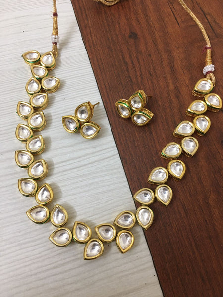 Beautiful Golden Color Kundan Necklace with Earrings