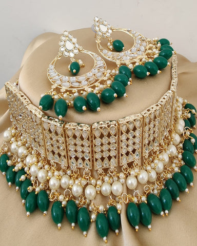Charming Golden Color Diamond Mirrors Choker Necklace and Earrings with Beautiful Green Color Pearls for Special Occasion