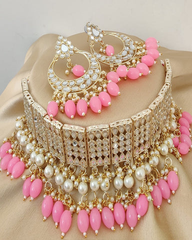 Gorgeous Golden Color Diamond Mirrors Choker Necklace and Charming Earrings with Beautiful Pink Color Pearls for Special Occasion