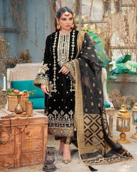 Gorgeous Black Color Faux Georgette Sequins Embroidery Salwar Suit with Sleeves and Neck for Special Occasion