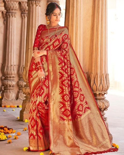 Beautiful Red Color Silk Saree Weaving with Charming Tassel for Special Occasion