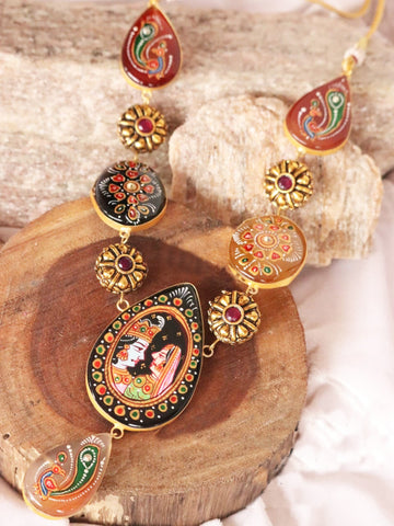 Priented Designer Party Wear Kundan Necklace