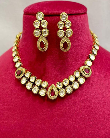Party Wear Golden Kundan Necklace