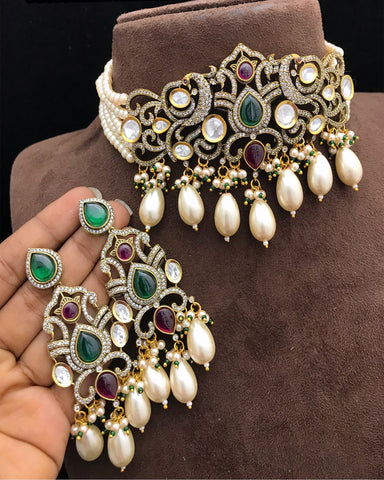 Party Wear Green Jadau Kundan Necklace with Earrings