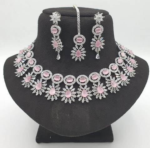 Gorgeous White Color Necklace Set with Light Pink Pearls