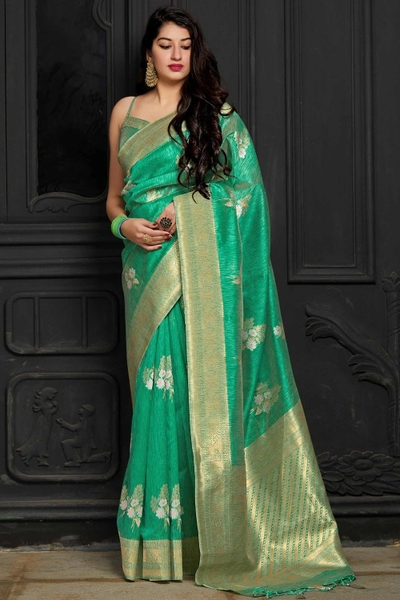 Beautiful Green Color Banarasi Silk Floral Woven Saree with Golden Touch Border and Pallu